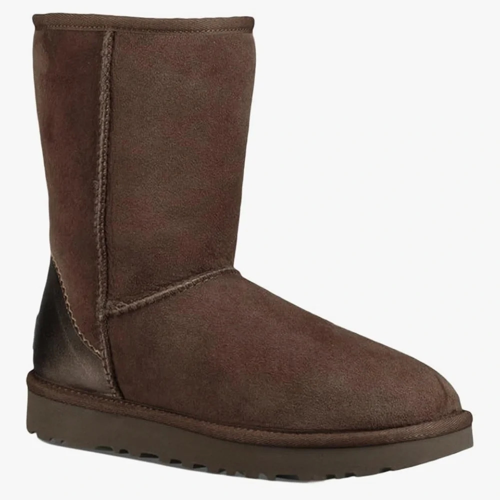UGG Women's Classic Short II Metallic Winter Boot